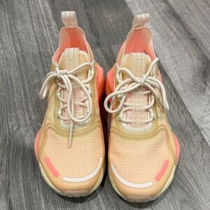 Adidas wonder white peach sneakers